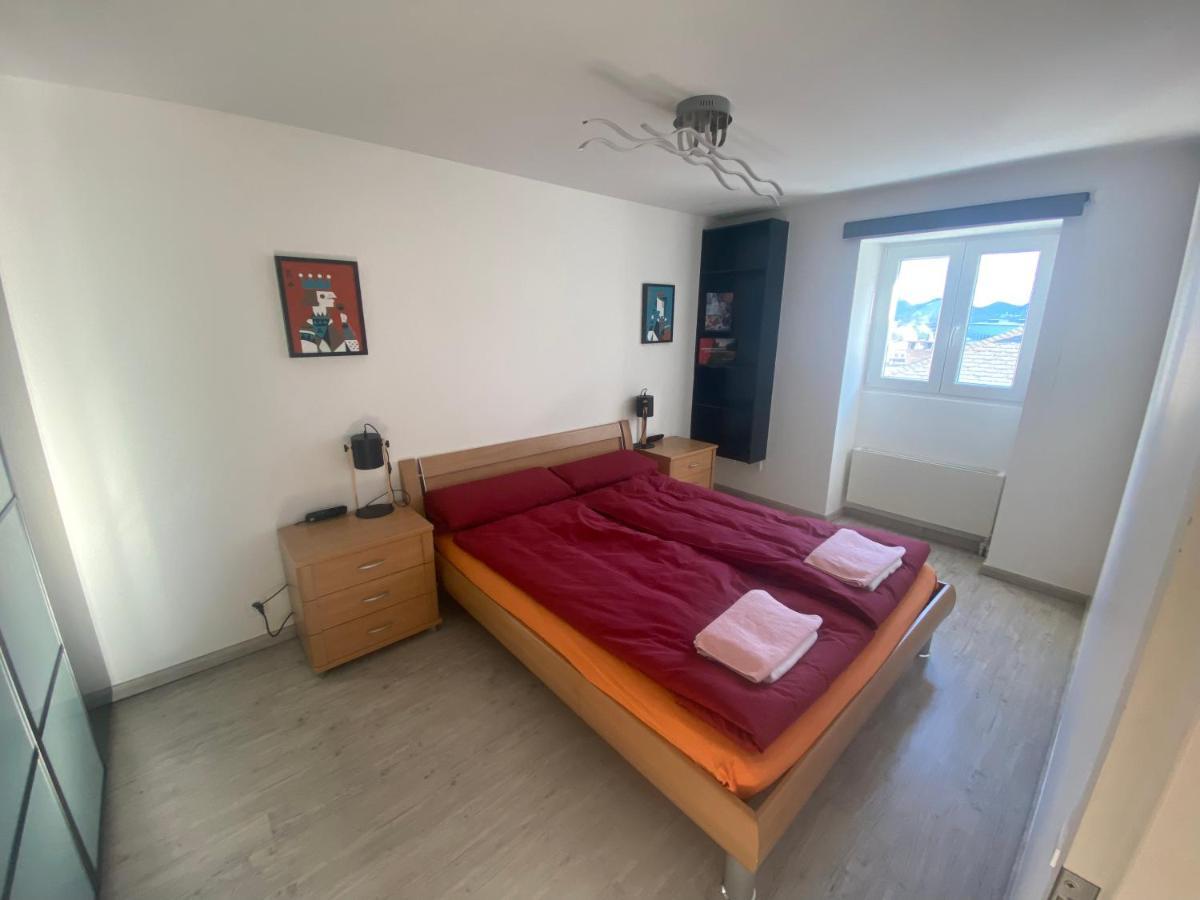 Today Appartement Famille Chippis Exteriör bild